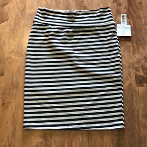 NWT LulaRoe Cassie